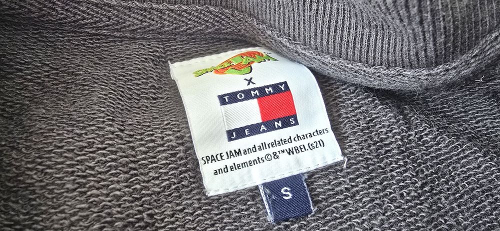 Bluza Tommy Hilfiger r. S space jam Tommy Jeans,
