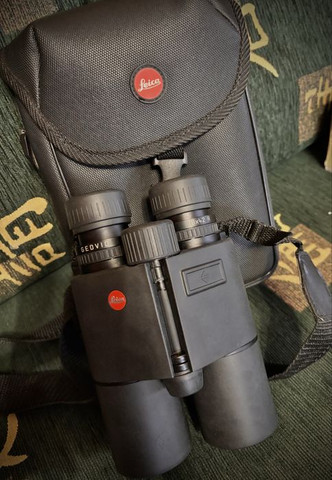 Бінокль-далекомір Leica Geovid 8x42 R