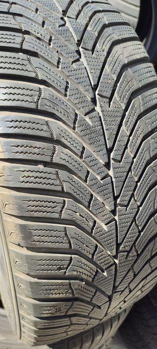 235/45R18 4szt. Opony zimowe Kumho winter Craft WP52 2023 rok