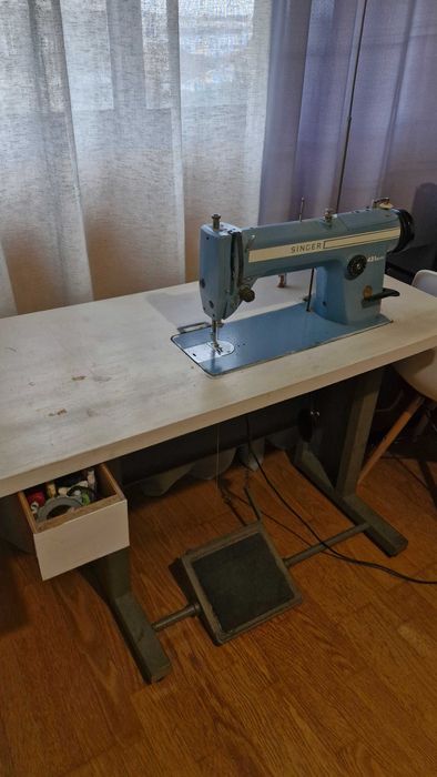Máquina de Costura Industrial Singer 431 D200A / Máquina de Costura Industrial de Ponto Reto e Ponto Fixo
