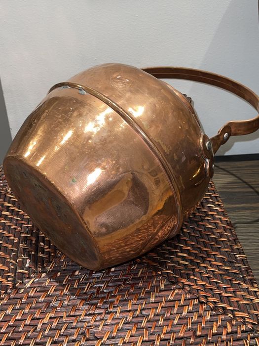 Старий мідний чайник на 4 л