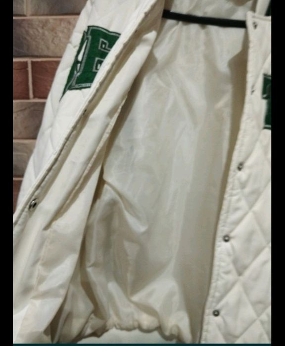 Куртка-бомбер жіноча