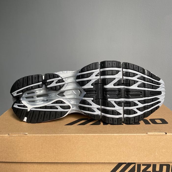 Кроссовки Mizuno Wave Prophecy LS D1GA333702 (оригинал)