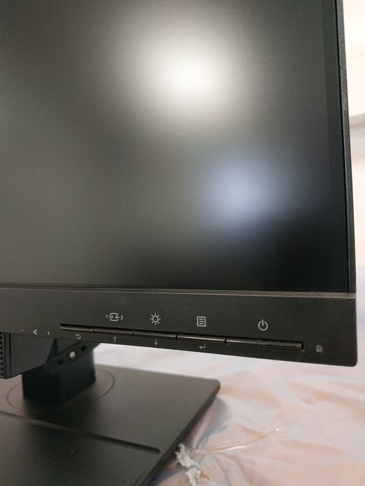 Monitor Touch Lenovo 22"