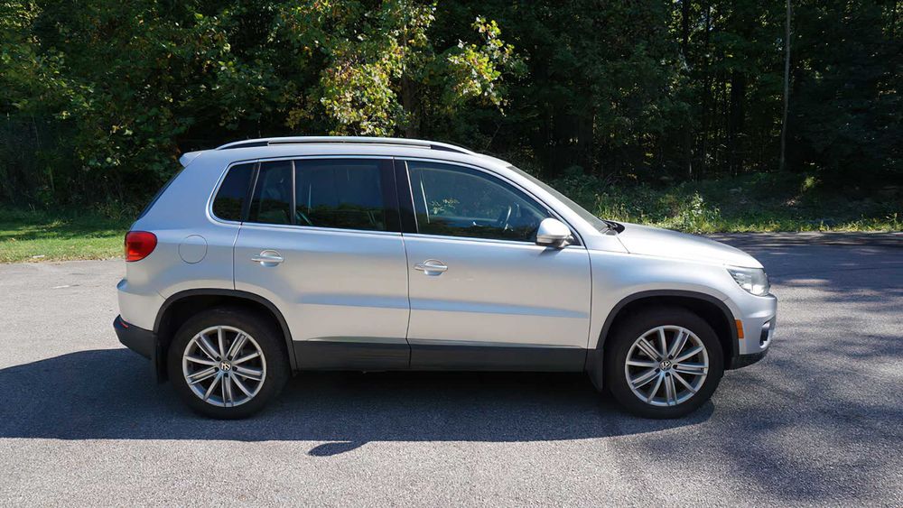 Volkswagen Tiguan R-Line      2016