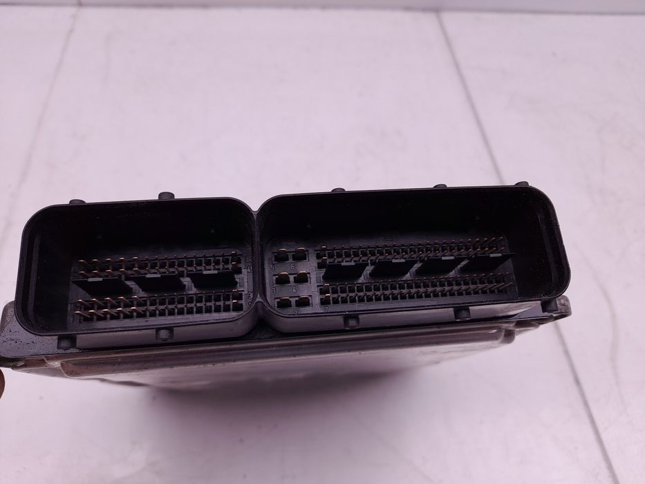 Centralina motor / ECU VOLKSWAGEN Golf V (1K1)