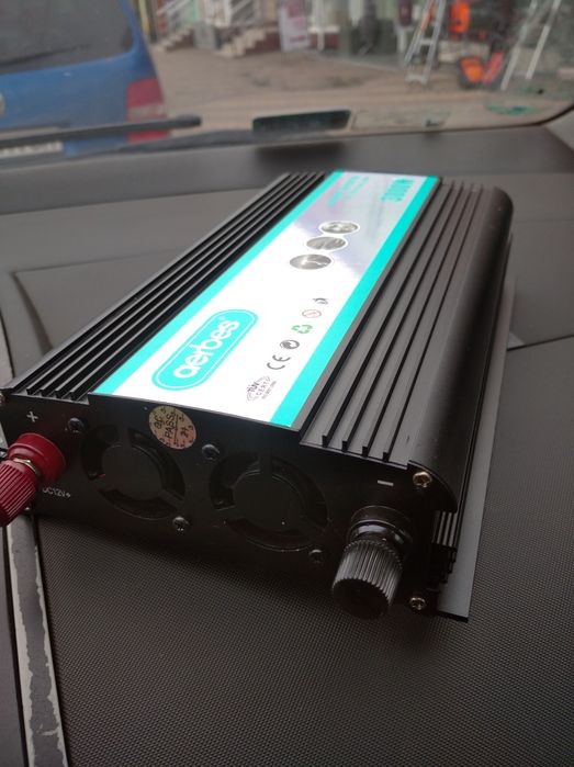 Инвертор 2000 W  . Доставка по городу
