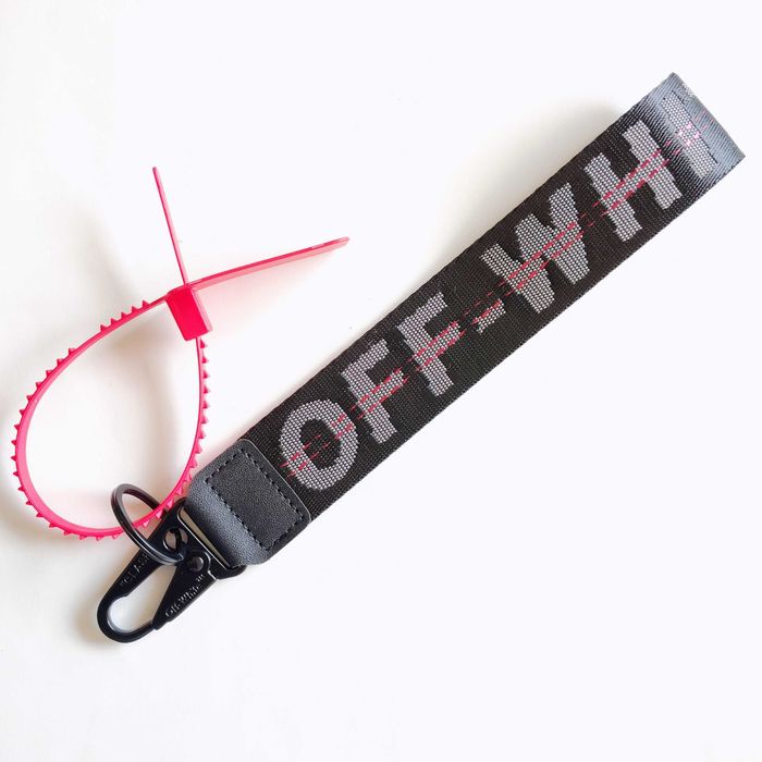 Brelok Off-White Industrial Keychain