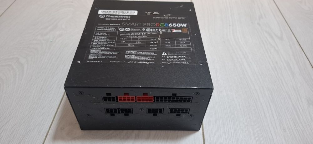 блок живлення Thermaltake smart proRGB 650w