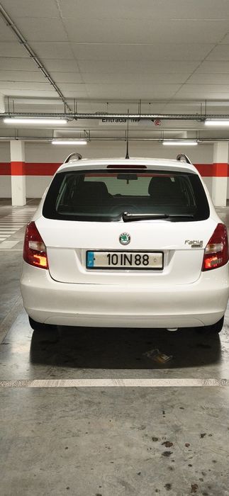 Skoda Fabia break 1.4TDI super econômico em bom estado 2490 negociável