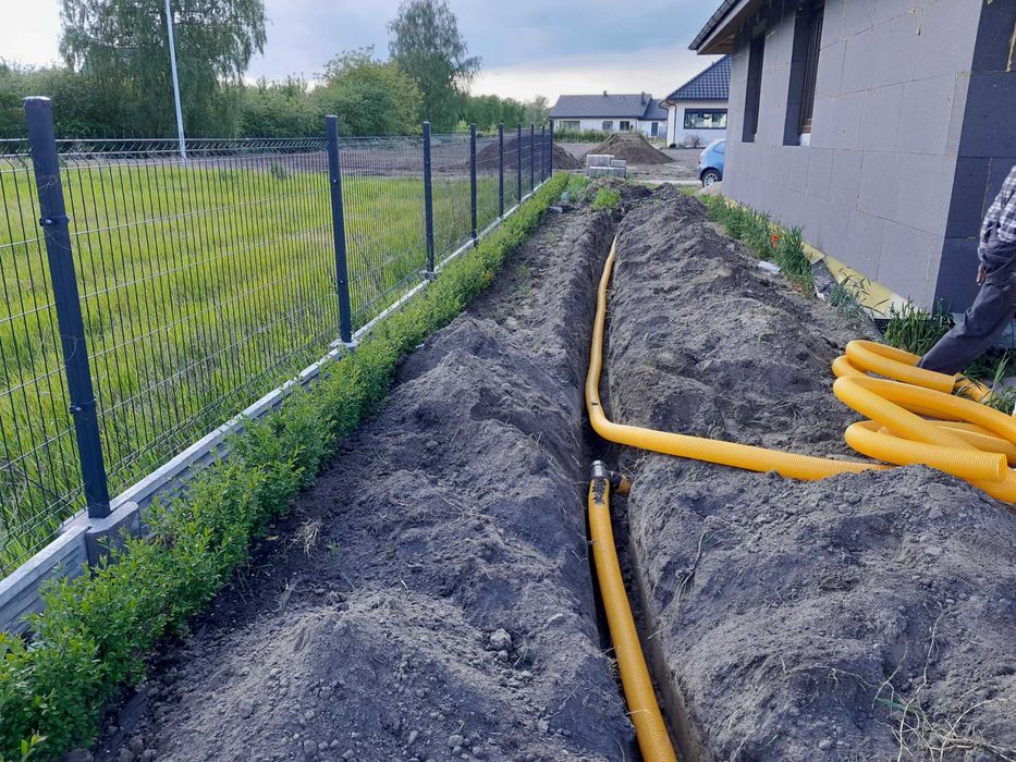 usługi minikoparką  koparką   glebogryzarka  frezowanie odśnieżanie