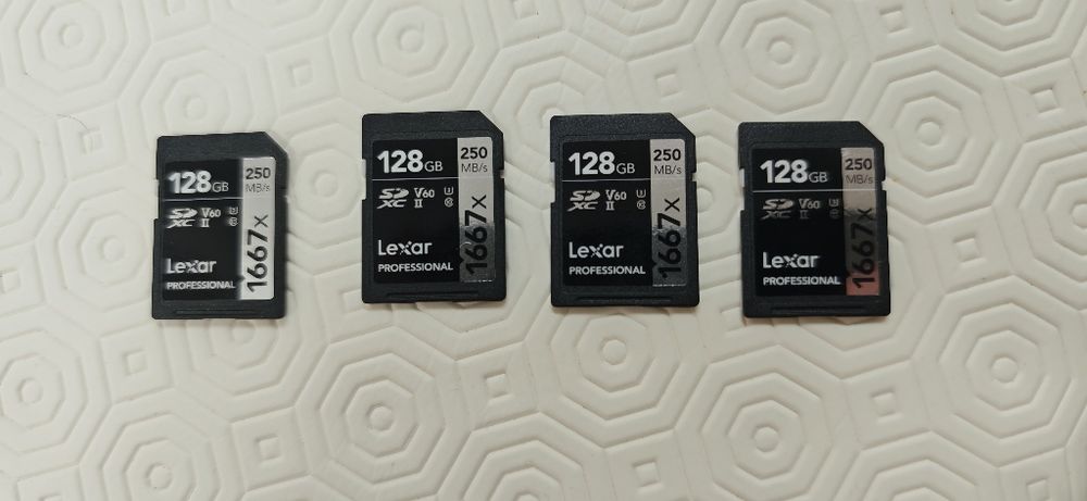 Cartão de memoria SDXC Lexar 128GB  Profissional UHS-II U3 V60 Class 10 (1667x)