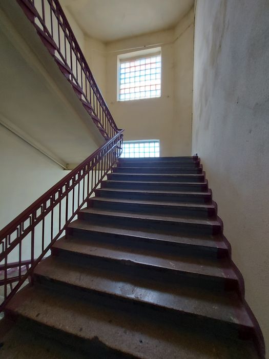 Продам гостинку парк Артема ул. Дизельная