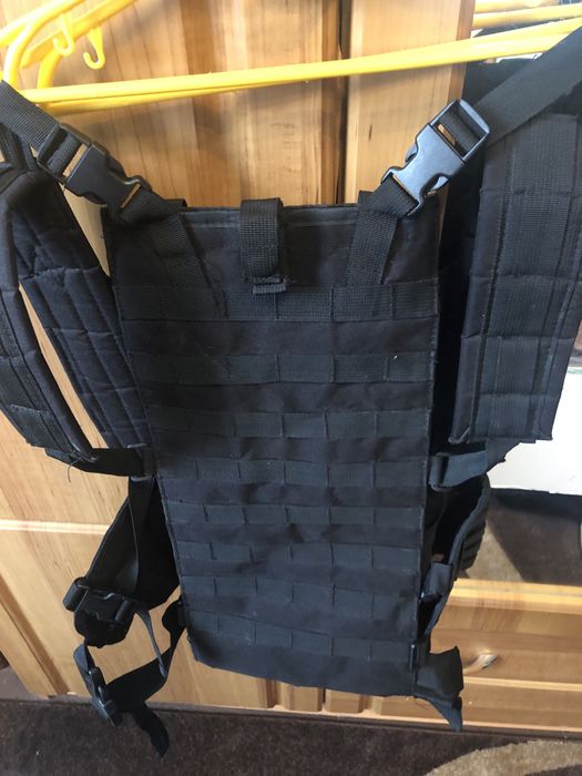 Жилет плитоноска