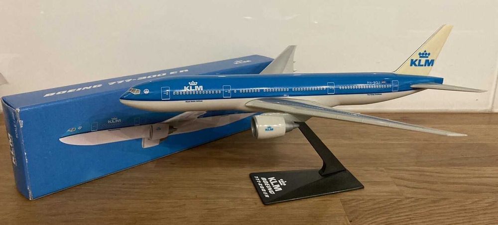 Model samolot B 777-200 KLM Airlines snapfit