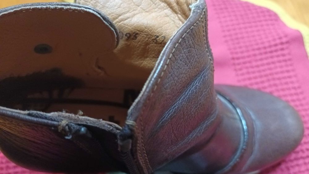 Botins castanhos - Art