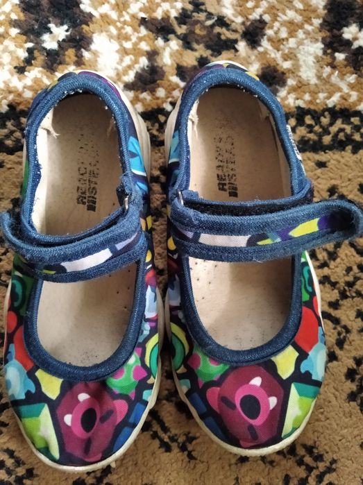 Продам мокасіни на дівчинку