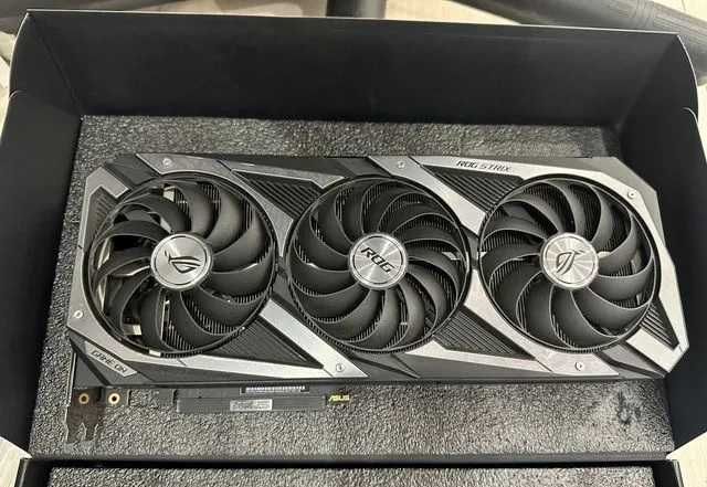Видеокарта Asus Rog Strix RTX3070 Gaming