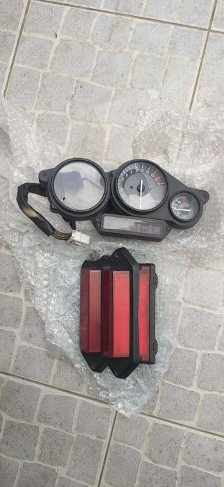 Várias peças YZF Bandit ZXR