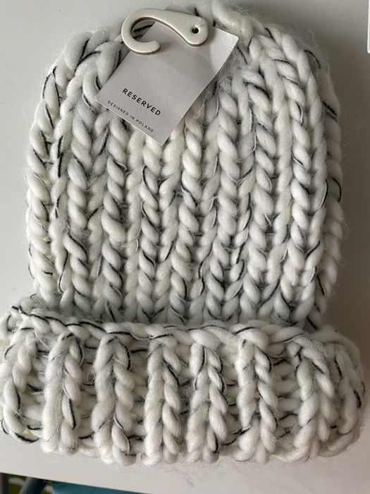 Шапка вязана нова