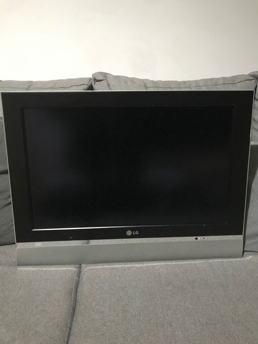 Televisão LG 16”