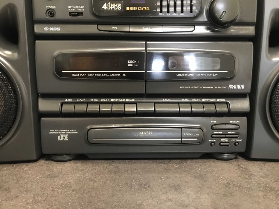 Panasonic RX-DT670, AUX