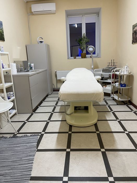 Сдається кабінет для косметолога майстер по нарощуванню вій