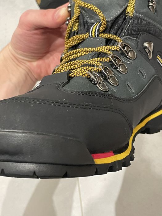 Черевики зимні трекінгові теплі ботінки чоботи гірські 42 термо