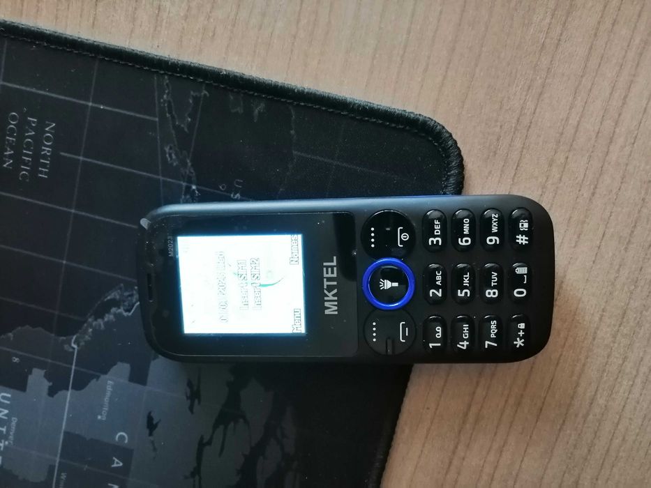 telefon MKTEL m2023, latarka mocna