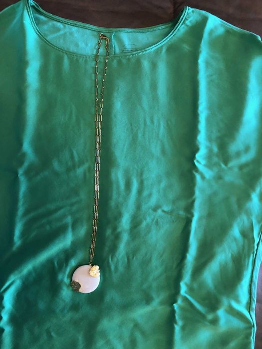 colar muito bonito  e versátil com detalhes originais