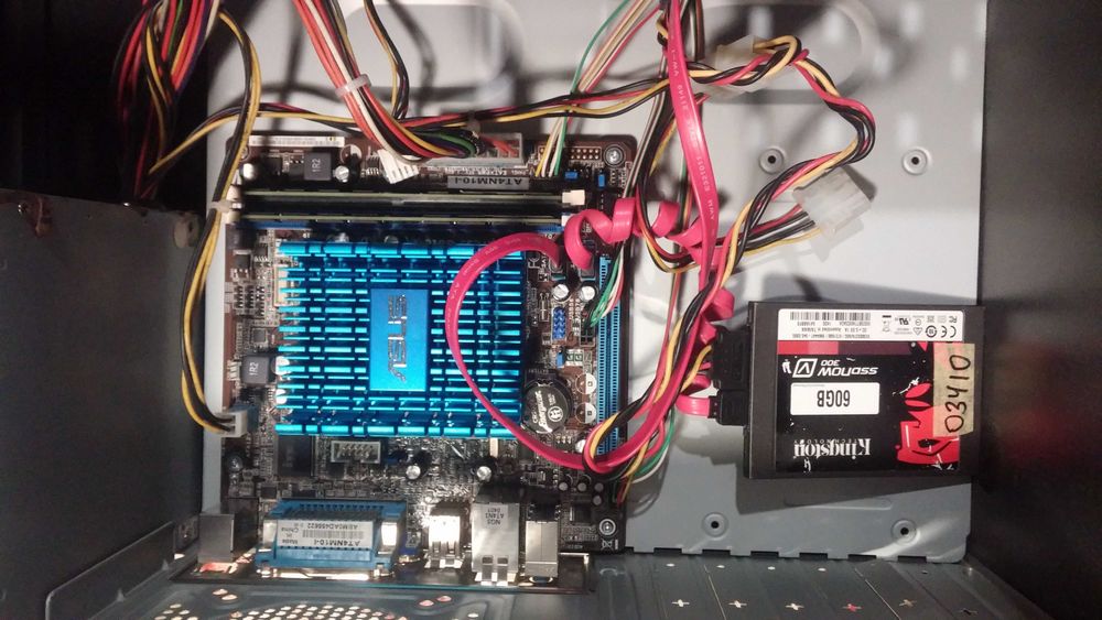 Мини PC Intel N3150 J1800 WoT/Мегого Тв отлично