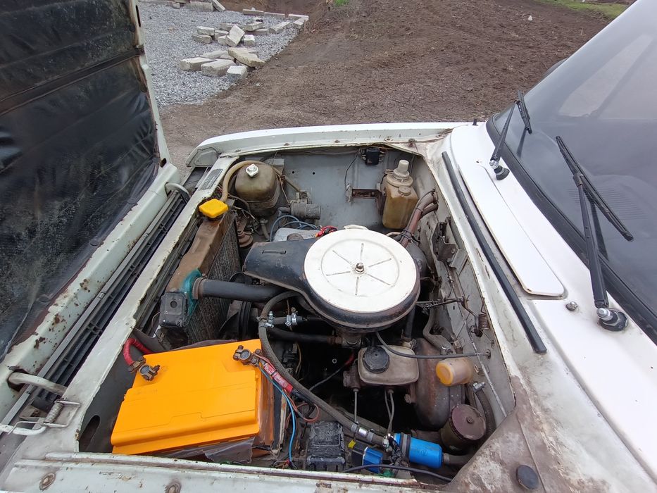 Москвич газ/бенз. Москвич 2140 . 400 баксов