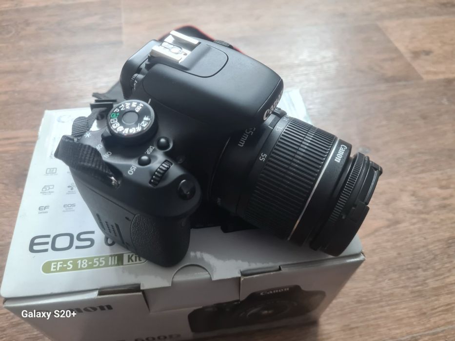 Фотоапарат Canon