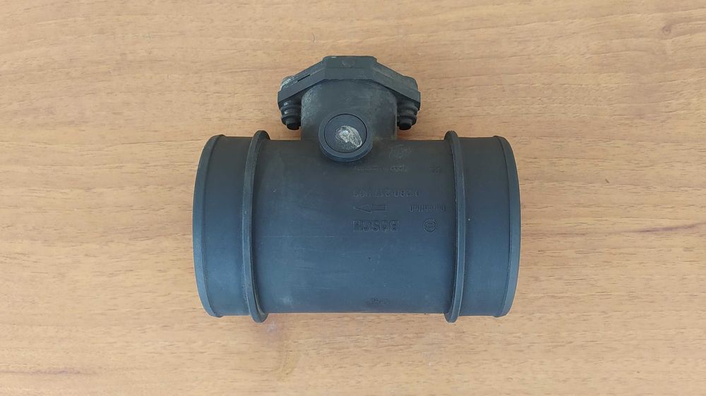 Расходомер (ДМРВ) Opel Omega B. Vectra B. Calibra. Sintra - 2.5L 3.0L