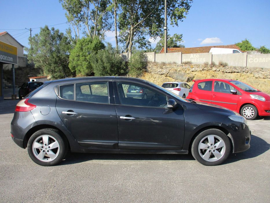 RENAULT MEGANE 1.5 DCI COM GARANTIA + REVISAO