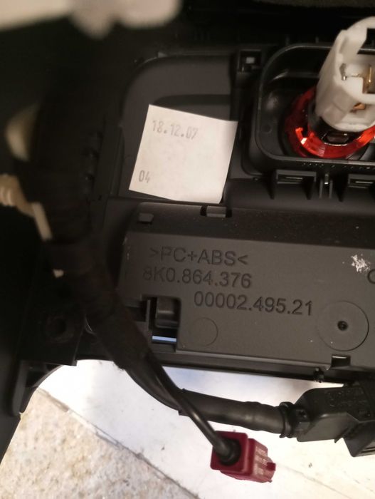 Consola Central / Porta-Objetos Audi A4 B8 A5 8T (8K0864981F)