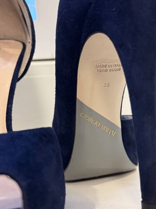 Класичні вишукані туфлі Gorgio Armani  originally 35 р-р