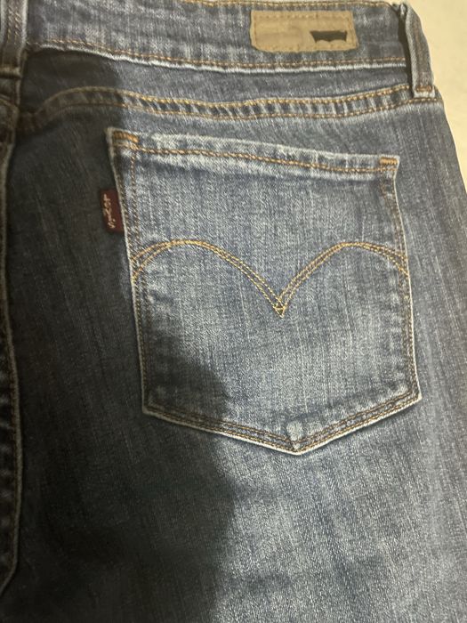 Продам джинси Levis жіночі оригінал