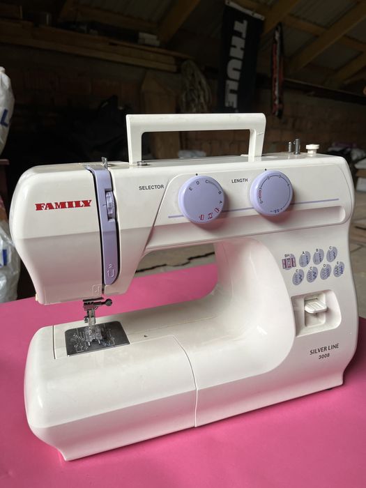 Швейна машина Family silver line 3008