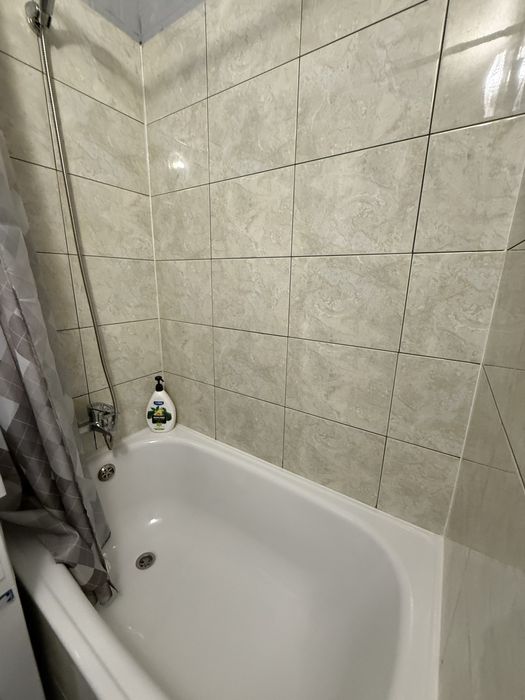 Подобова оренда 1к квартири бульвар Лесі Українки