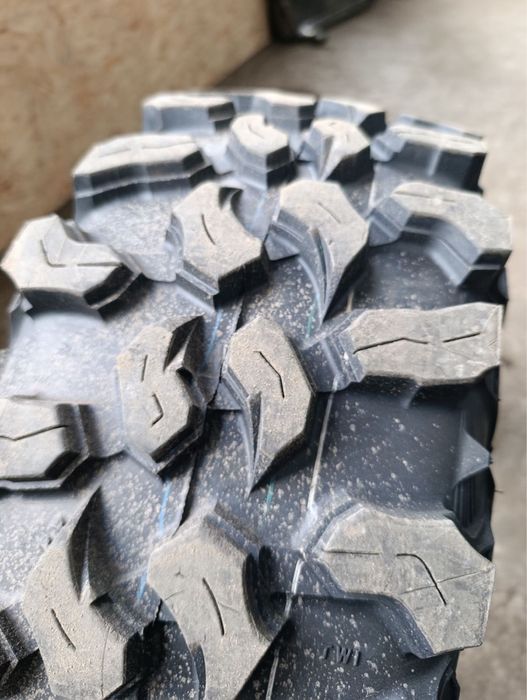 Maxxis Carnivore 30x10r14