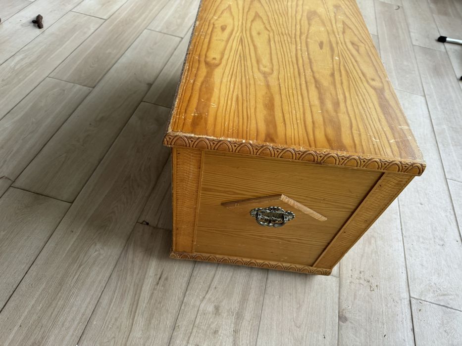 Vendo arca de madeira