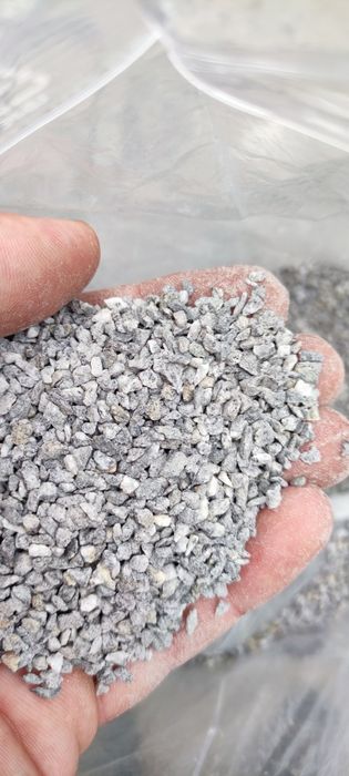 Granit, Sjenit, Serpentynit, Bazalt, Piasek i inne materiały sypkie