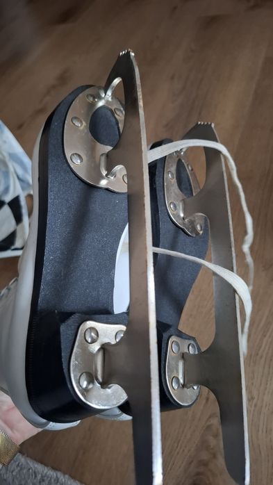 Łyżwy figurowe 35