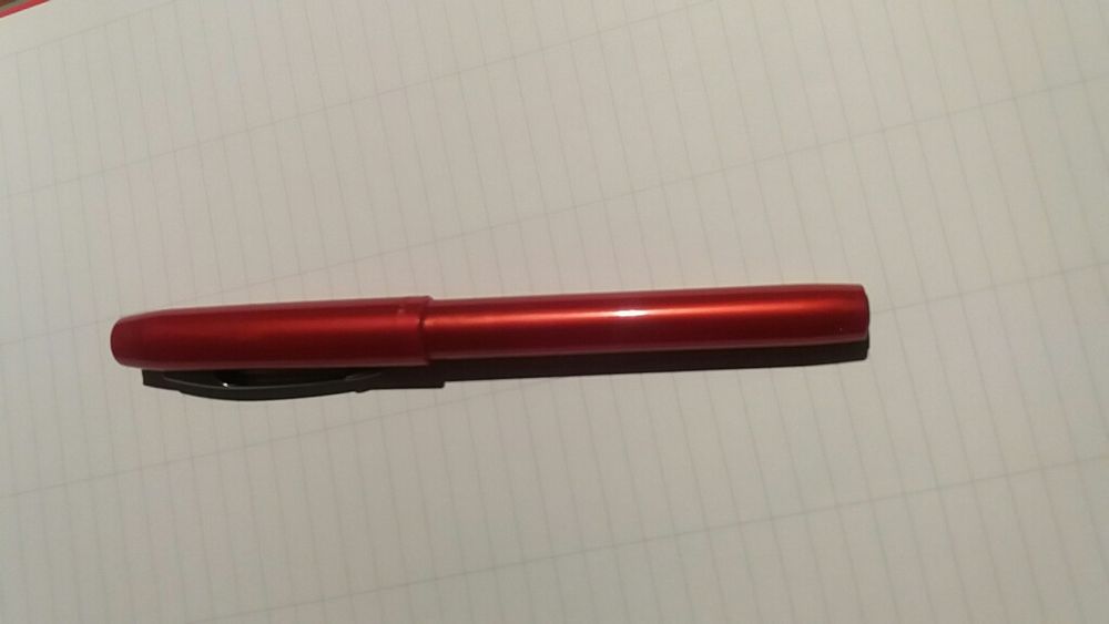 Caneta Parker reflex vermelha