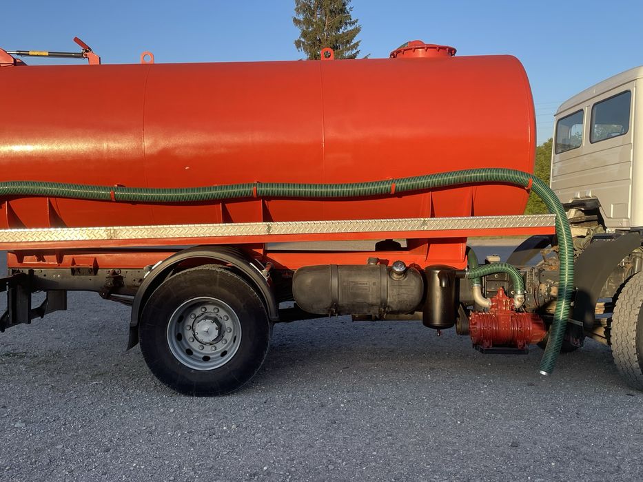 Асенізатор Mercedes-Benz