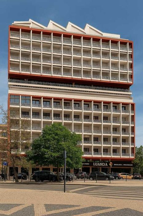 T1 mobilado com vista panorâmica e muita luz – Alvalade (Av. Roma)