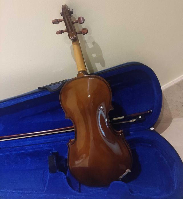 Violino 3/4 Stentor student I  + cordas Alphayue extra + caixa/mochila