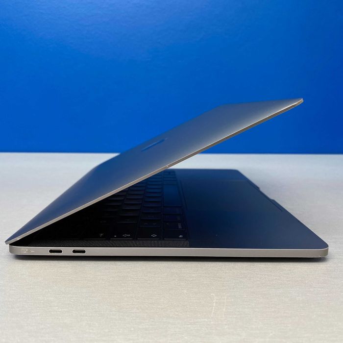 Apple MacBook Pro 13" Touch Bar - A1706 - Mid 2017 (i5/16GB/512GB SSD)