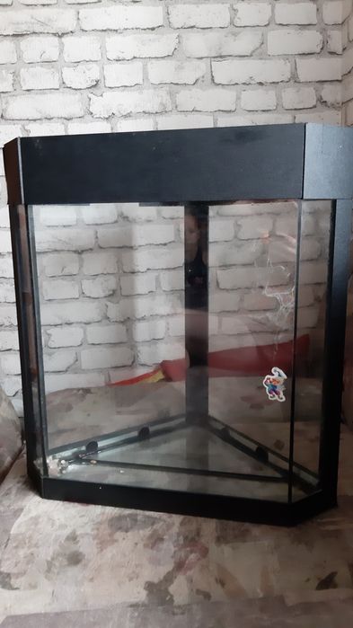 Продам акваріум..